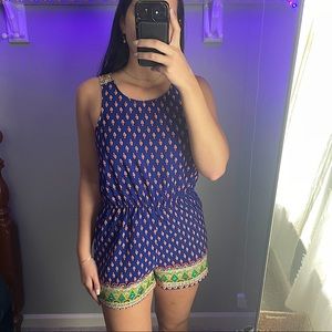 🔸Multi-colored Sleeveless medium shorts romper